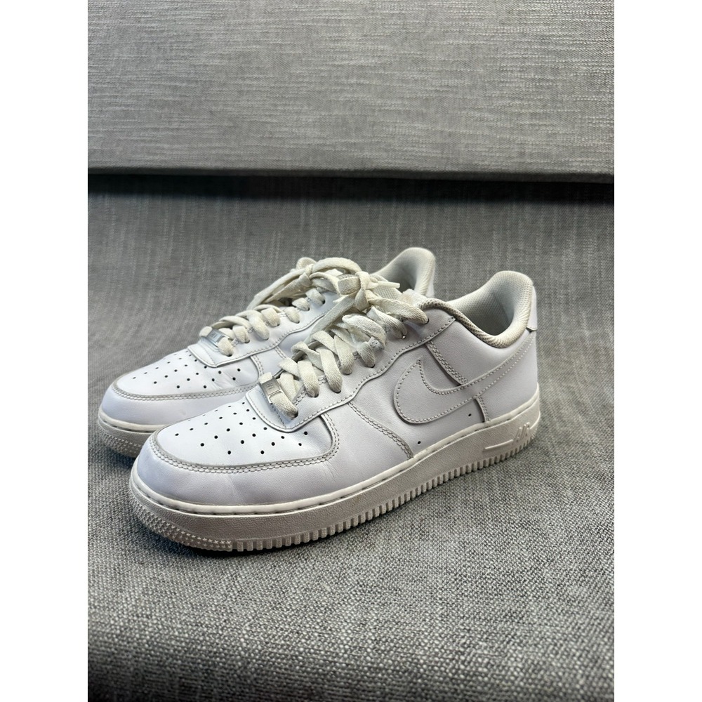 Nike Air Force 1 '07 CW2288-111 Mens 9.5‎ Sneaker Triple White Leather Shoes